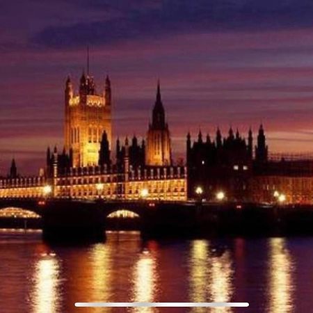 Thames View & Free Parking - Perfect Long Stay Workers Only London Exterior photo