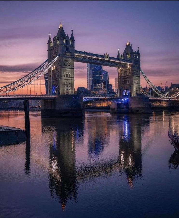 Thames View & Free Parking - Perfect Long Stay Workers Only London Exterior photo